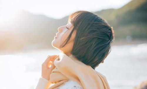 和巨蟹座女生聊天要注意什么?怎么聊 和巨蟹座女生聊天要注意什么?怎么聊第1张